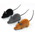 Mouse toy with remote control for cat