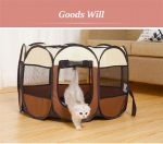 Folding fence for pets