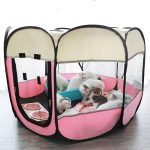 Folding fence for pets
