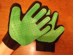 Magic fur removal glove