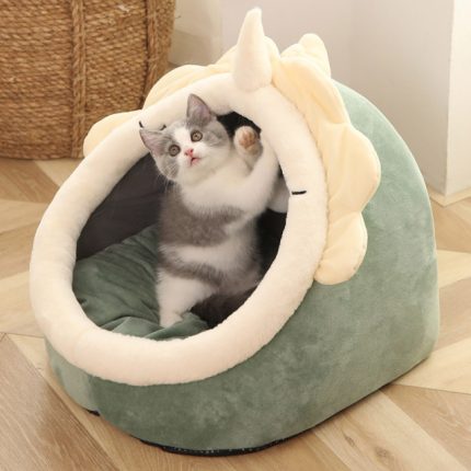Sweet cat bed